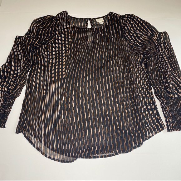 Polyester Dressy Top - Picture 2 of 2